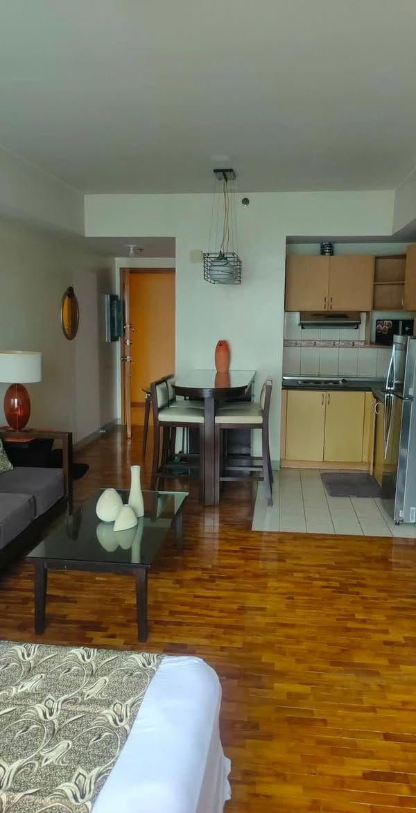 FOR RENT - Oriental Gardens Chino Roces Ave. Makati City - photo 3