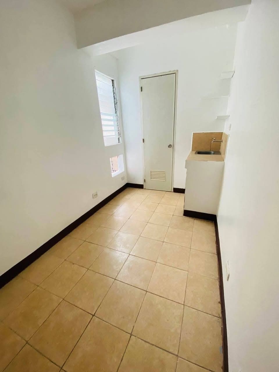 ***MAKATI APARTMENT FOR RENT*** - photo 2