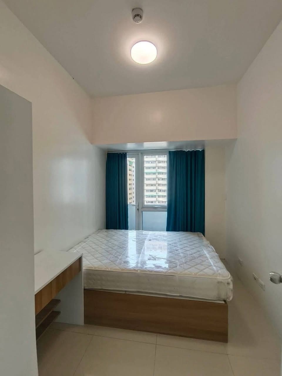 ₱35K MONTHLY‼️ | FULLY FURNISHED 2BR WITH BALCONY AT 100 WEST MAKATI - photo 4