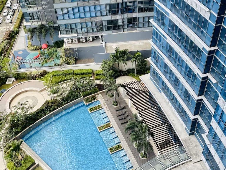 For Lease: 2BR unit in Uptown Parksuites - photo 3