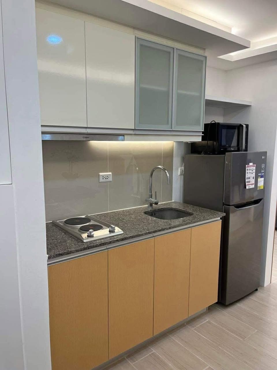 📍Studio Unit For Rent With Small Balcony at The Ellis Makati City 40 Square Meter - photo 5