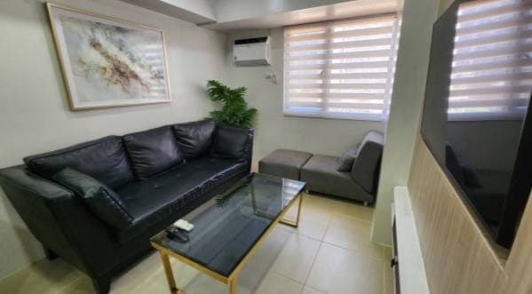 LEASE | Turf BGC Tower 1, Taguig - photo 4