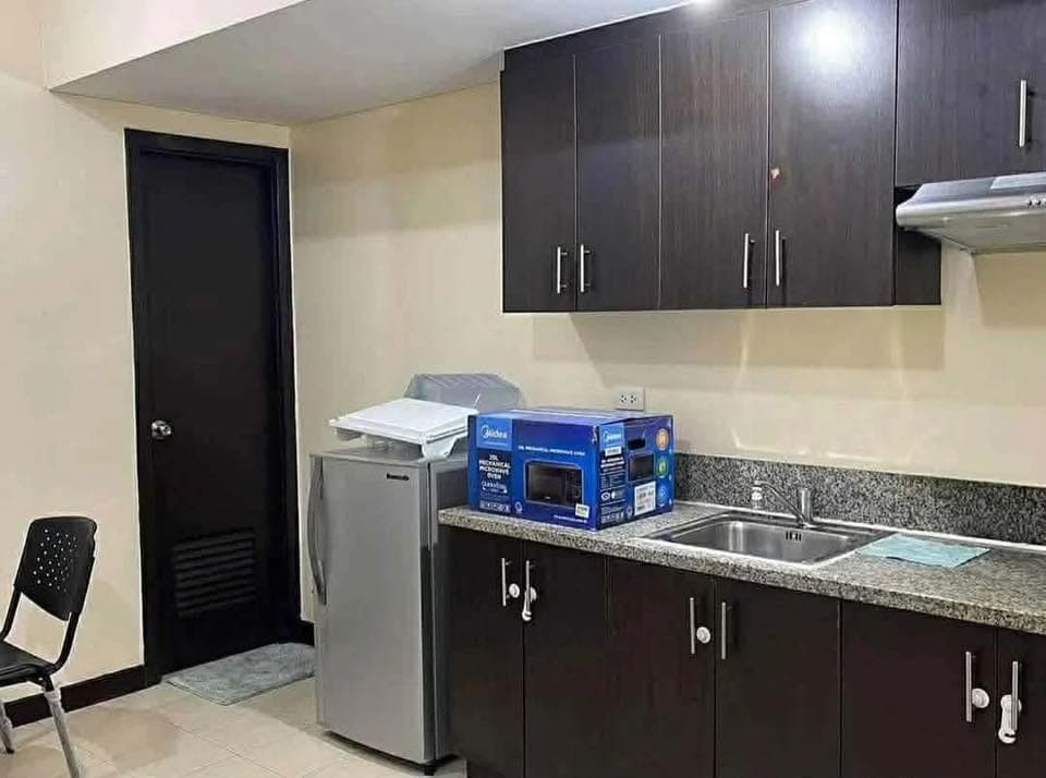 ₱20K MONTHLY‼️ | 1BR IN SAN LORENZO PLACE – CONNECTED CITY LIVING - photo 5