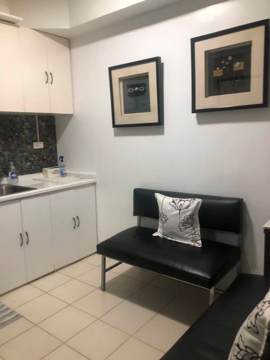 For Rent Condo Back of Sm Center Las Piñas City. - photo 1