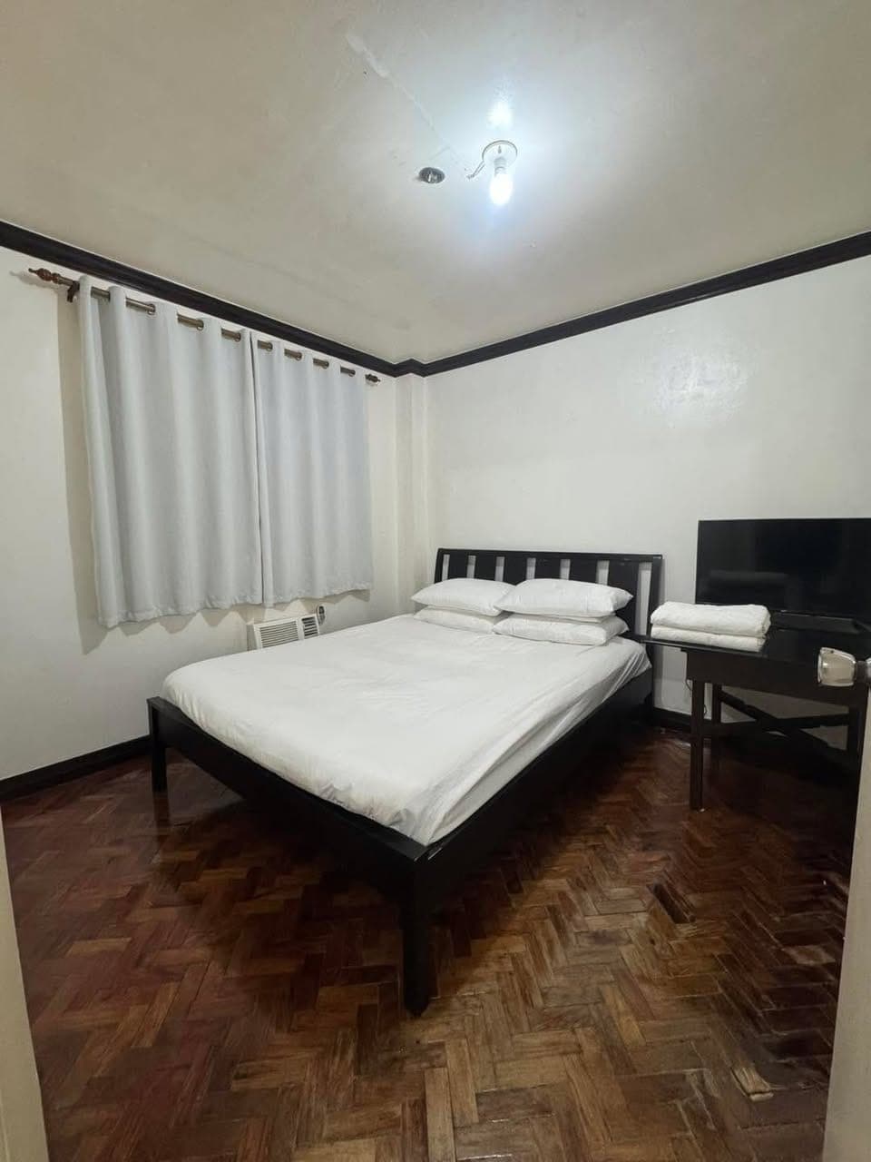 Condo with 2 bedroom for rent - photo 2