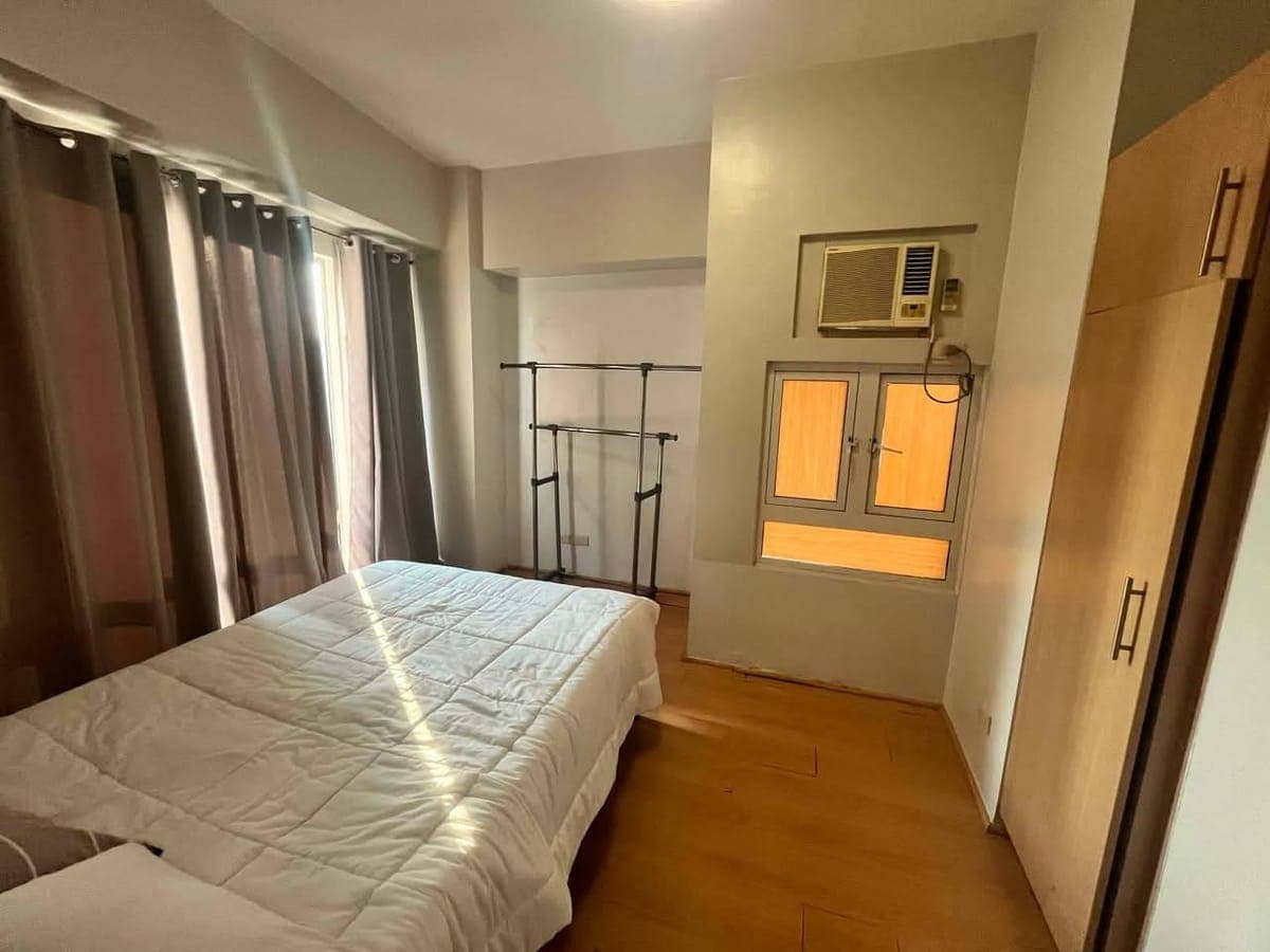 2bedroom makati condo Furnished near Rcbc Tower and Makati medical - photo 1