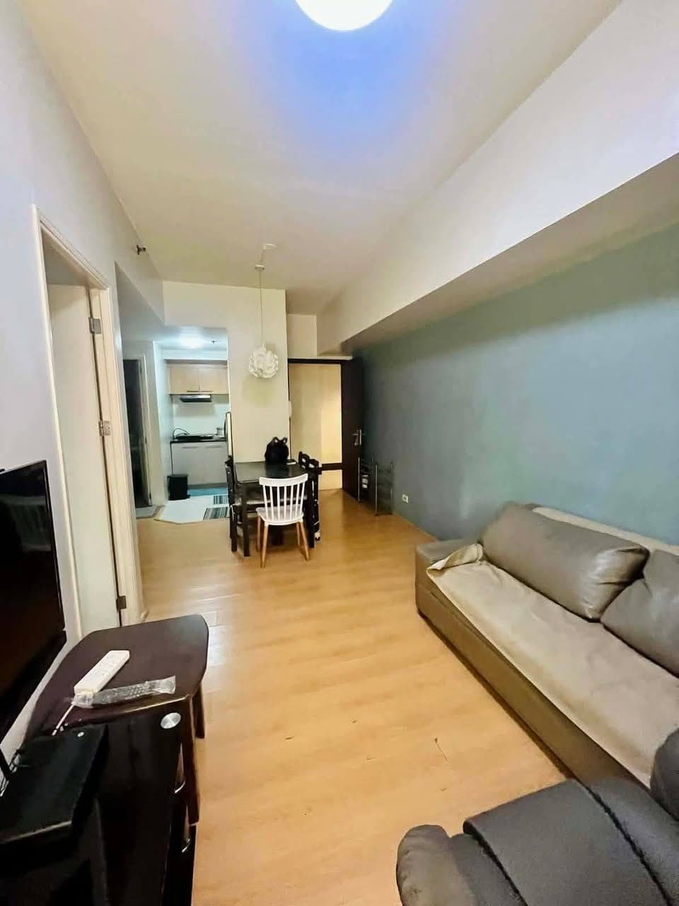 2bedroom makati condo Furnished near Rcbc Tower and Makati medical - photo 2