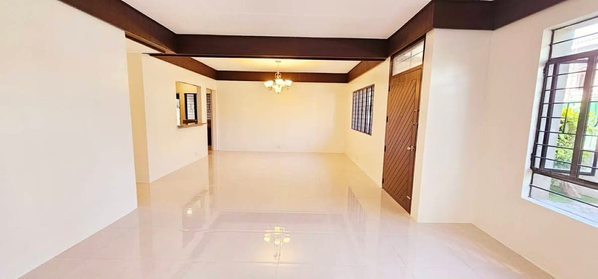 🏡HOUSE FOR RENT : NEWLY Renovated Bungalo @ BF Homes - photo 4
