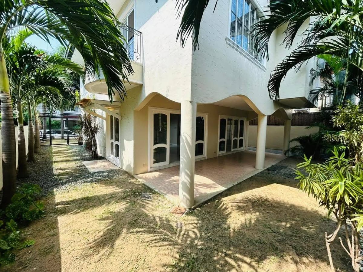 HOUSE FOR RENT - photo 1