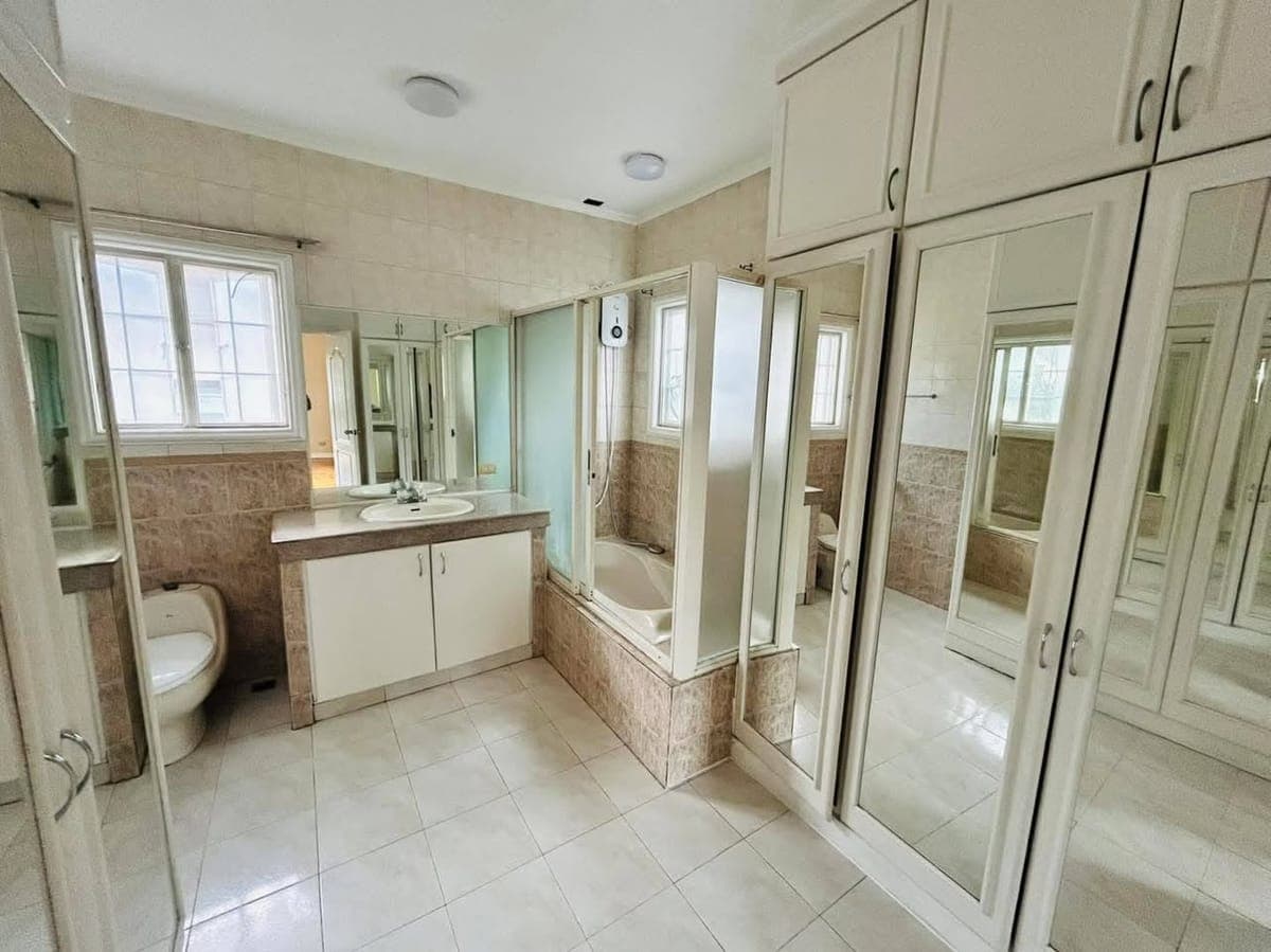 HOUSE FOR RENT - photo 2