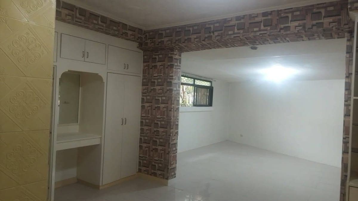 🏡For Rent Bungalo house @ BFRV Las Pinas - photo 3