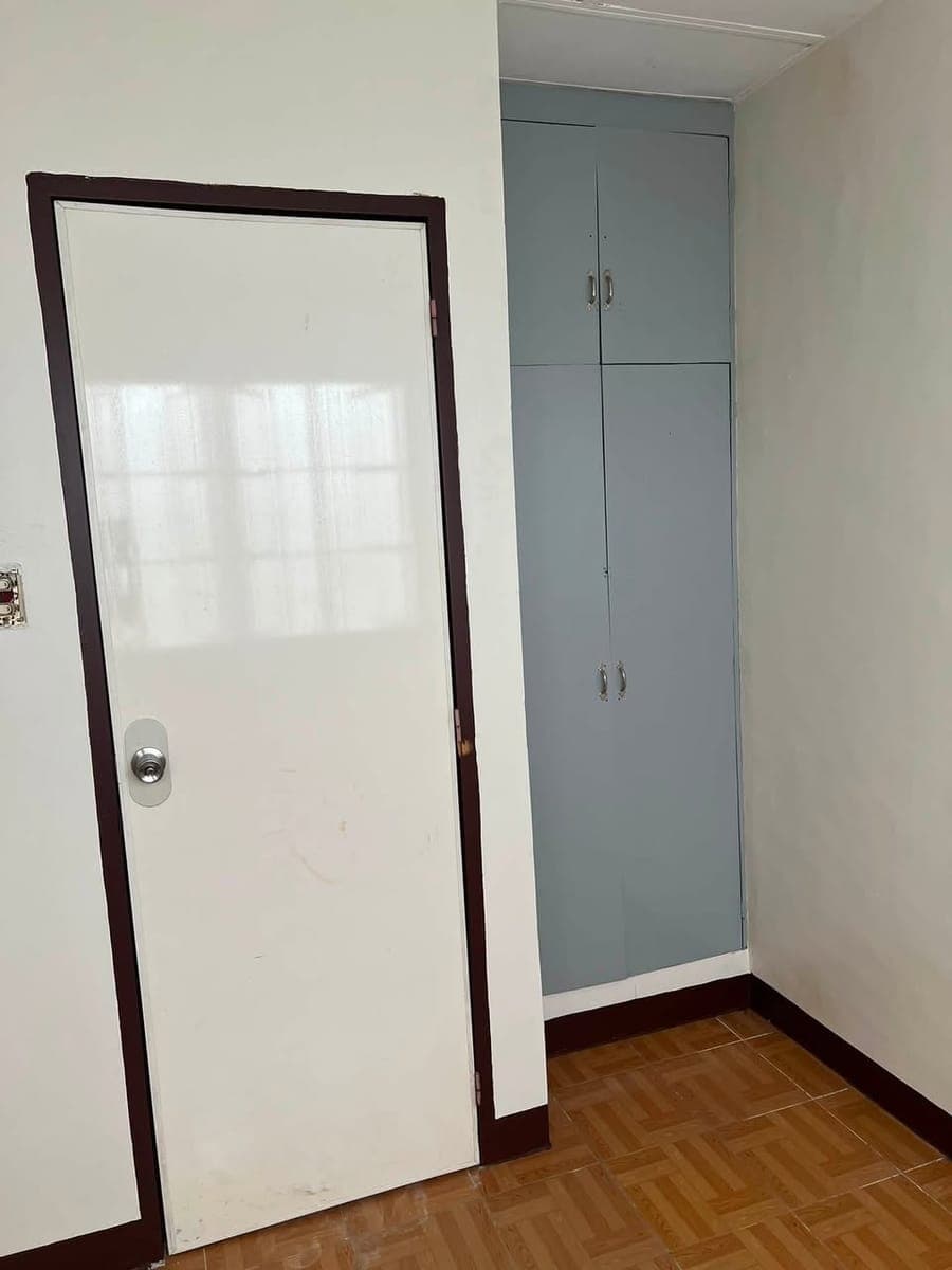 Apartment For Rent - photo 2