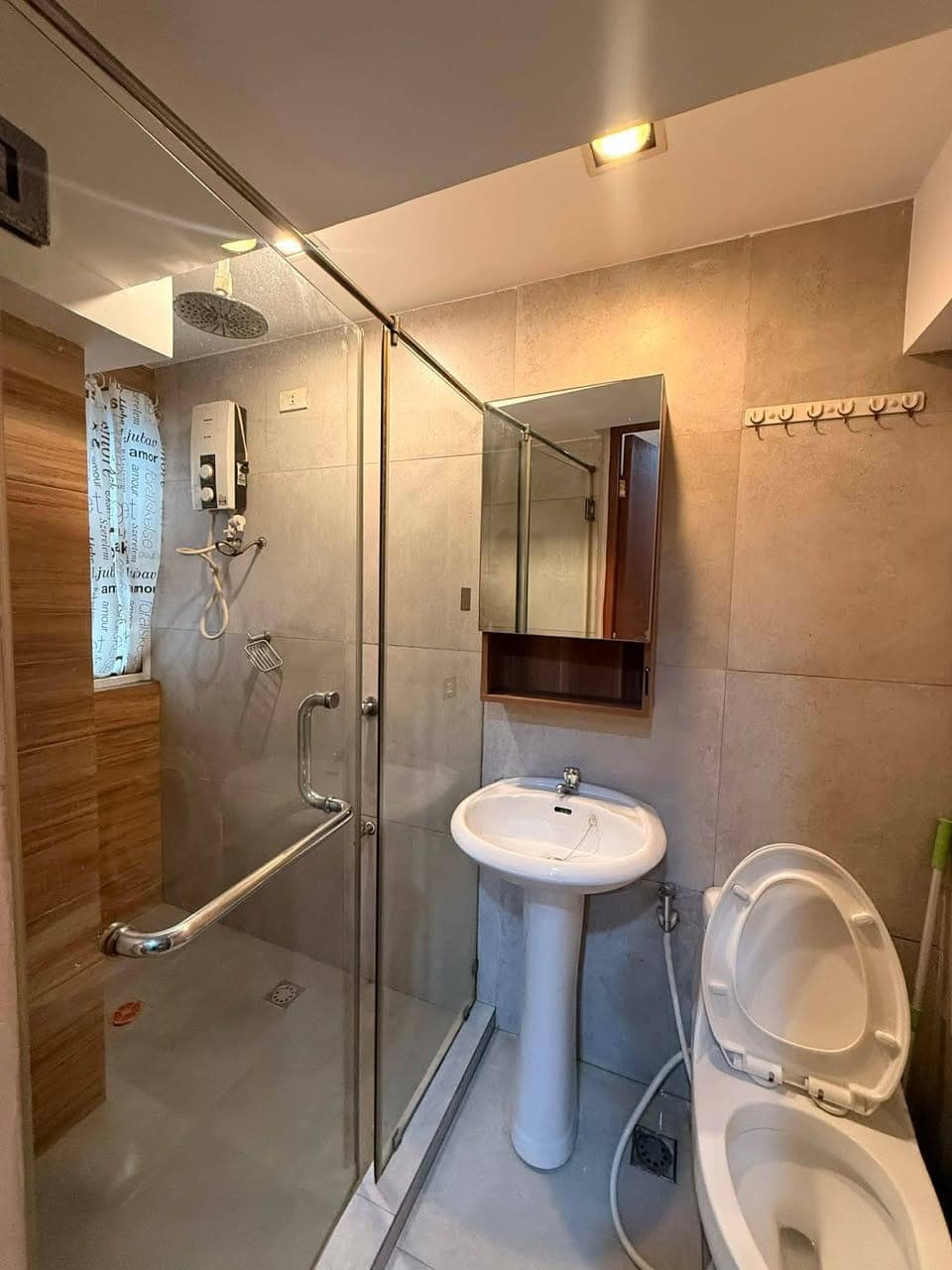 ✨ Permission to post, Admin! ✨ - photo 2