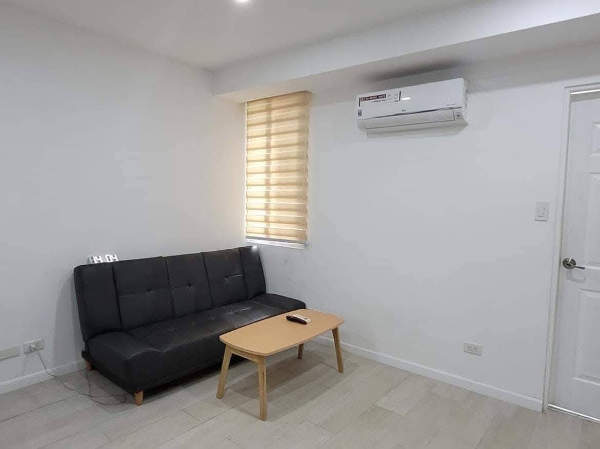 1-Bedroom Unit for Lease – Seibu Tower Condominium, BGC - photo 1