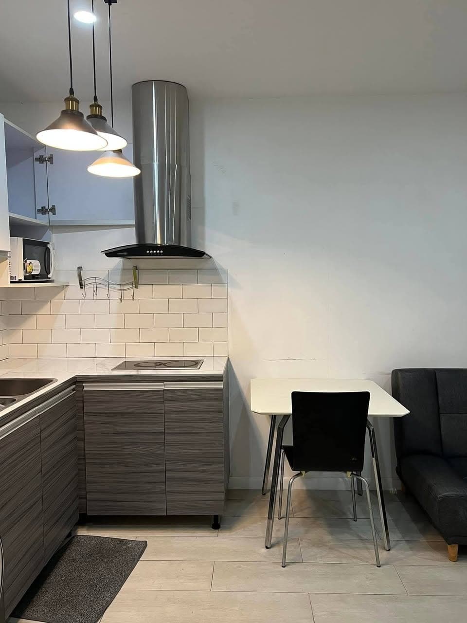 1-Bedroom Unit for Lease – Seibu Tower Condominium, BGC - photo 4