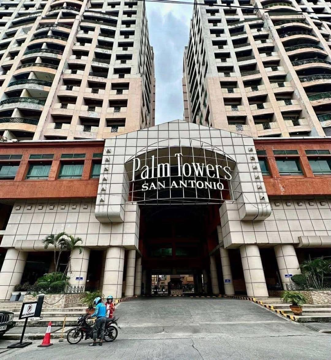 FOR RENT: The Palm Towers Makati - Studio Unit - photo 1