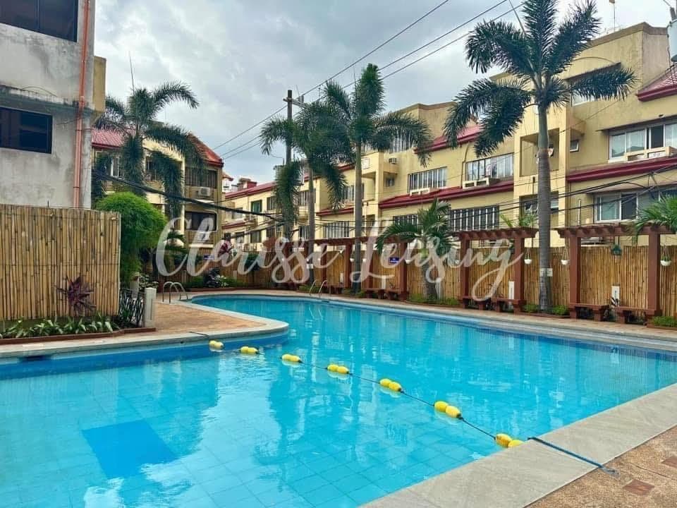 FOR RENT: The Palm Towers Makati - Studio Unit - photo 2