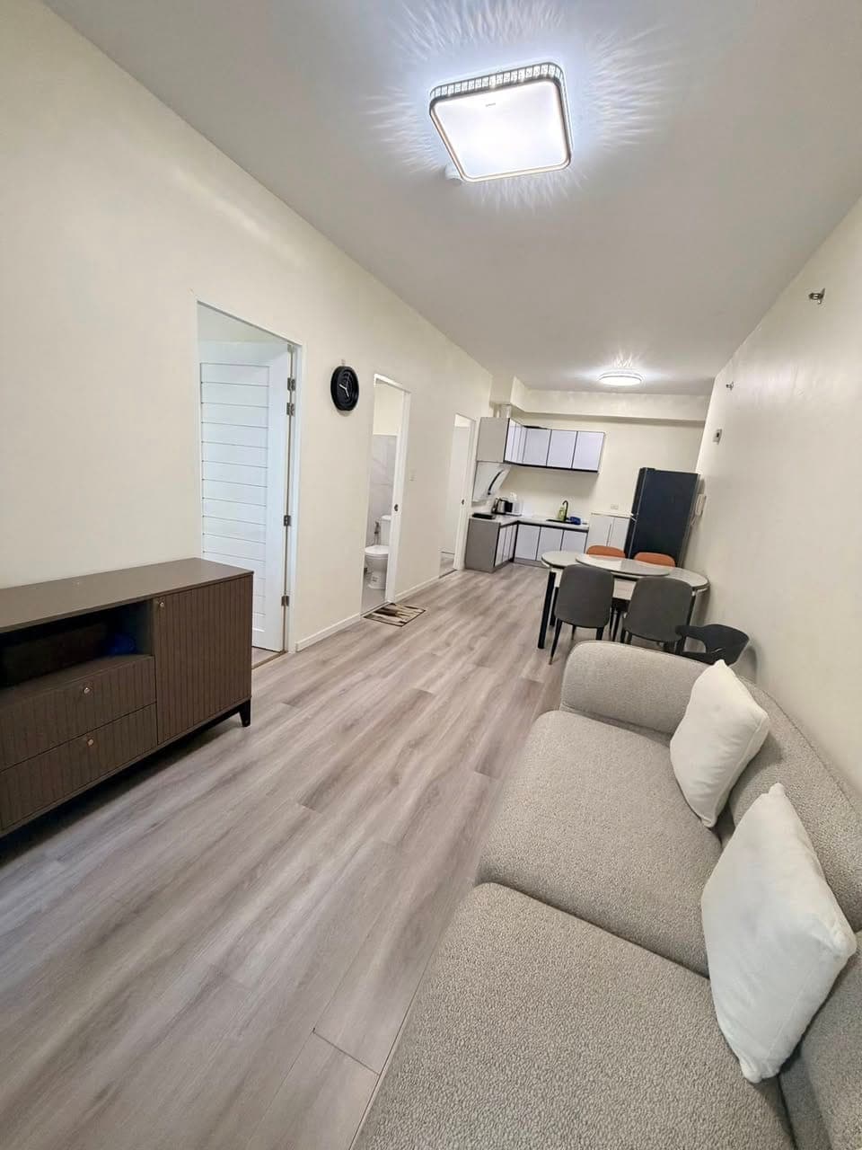 AVAILABLE FOR VIEWING! NEWLY RENOVATED 2br and 2t&b 63sqm with balcony; now@43k only! - photo 5