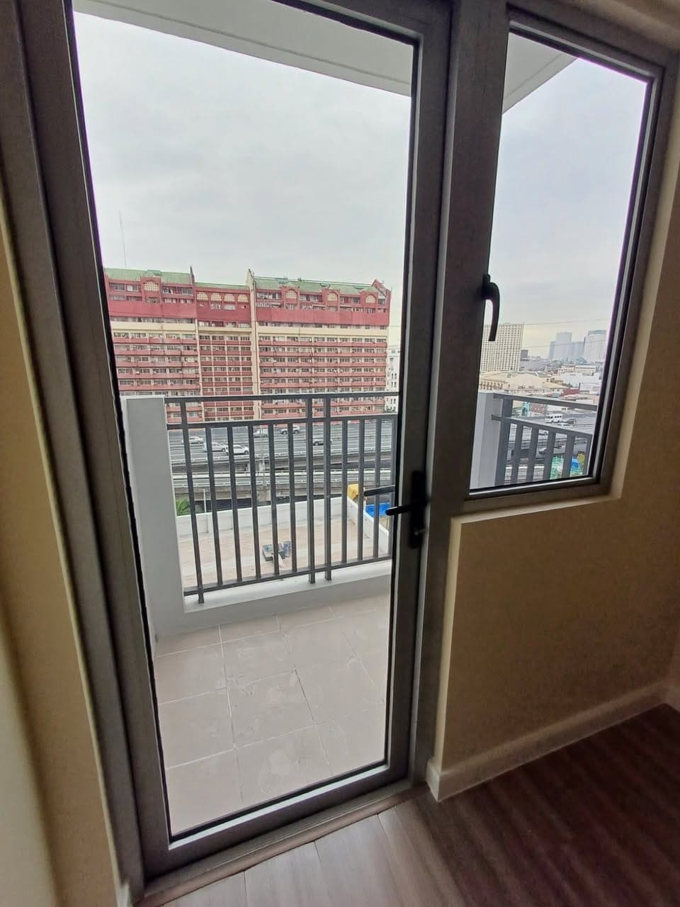 𝐅𝐎𝐑 𝐑𝐄𝐍𝐓: 1 BEDROOM WITH BALCONY | BARE - photo 2