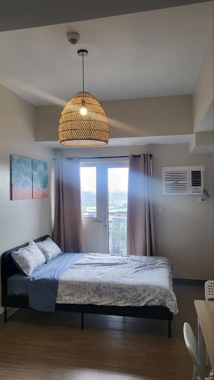 FOR LEASE: - photo 1