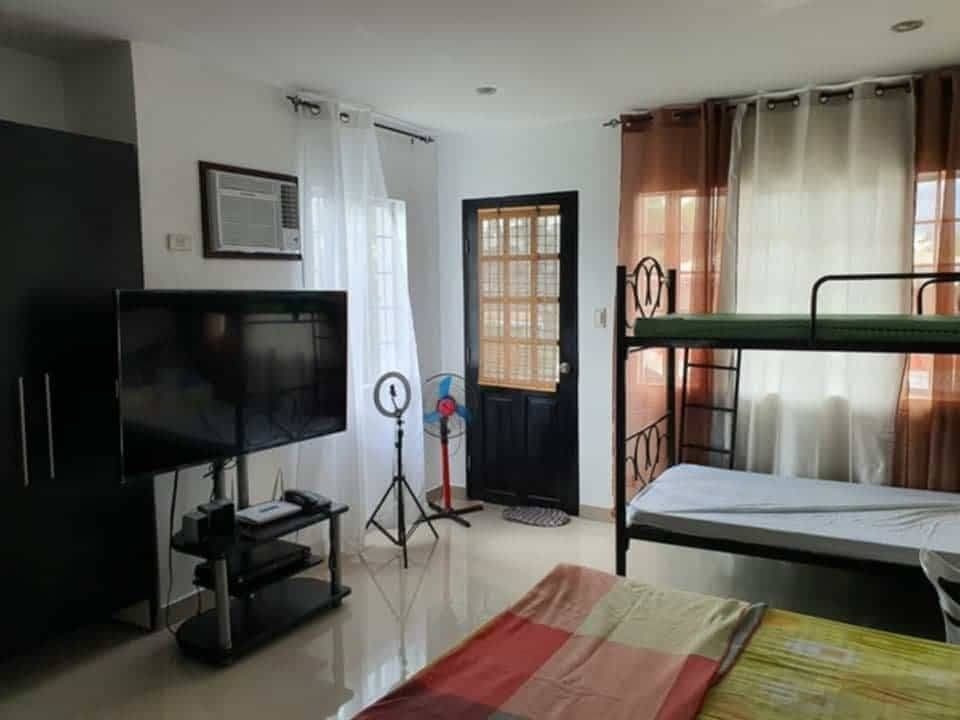 🏡FOR RENT House n Lot @ BFRV Las Pinas - photo 4