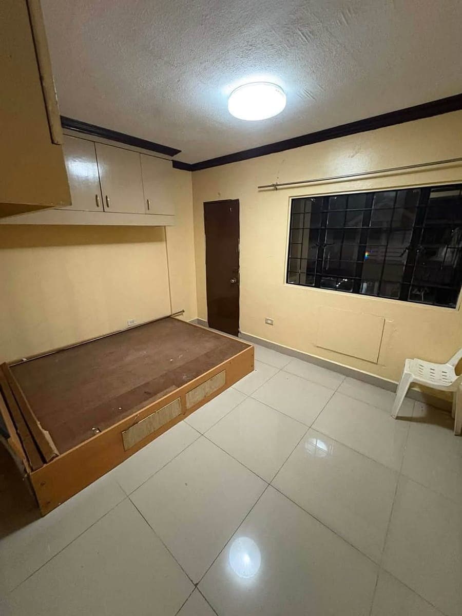 THREE-FLOOR TOWNHOUSE FOR RENT: - photo 5