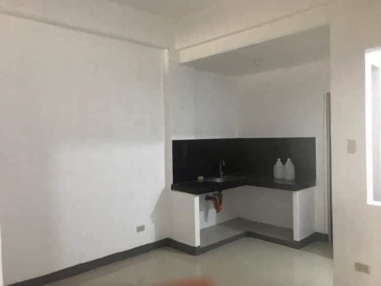 FOR RENT: 1 Bedroom Unit Apartment - photo 2