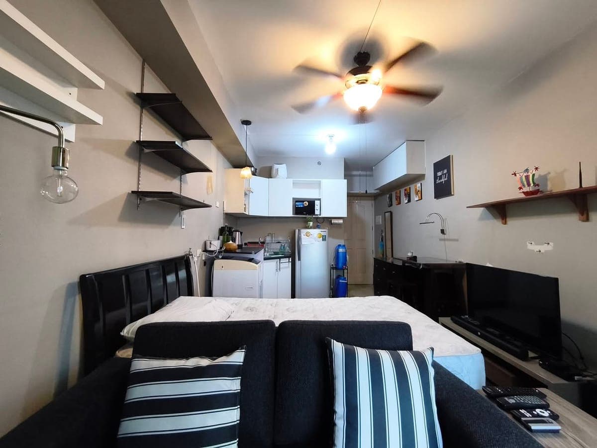 Fully furnished 22 sqm unit for rent at Avida San Lorenzo T2.  PM for details / viewing. - photo 3