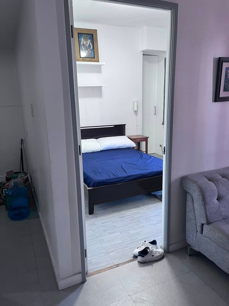 Citadel Inn Condo, Burgos St., Poblacion, Makati 23k rent per month. 50 sq meters. Fully Furnished.... - photo 1