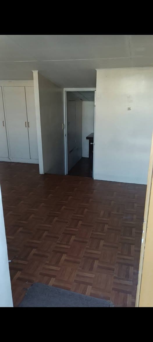 Room for rent boundary Makati/manila near palanan makati near la Salle Taft near lrt - photo 5