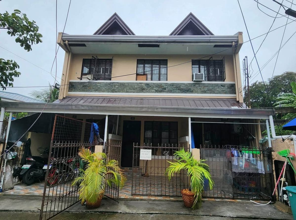 2 bedroom Townhouse for Rent - photo 1