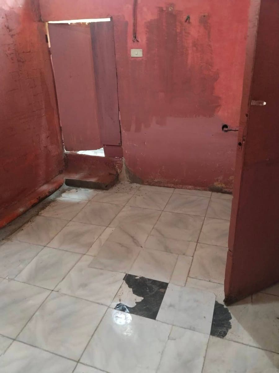 Available room for rent with own CR and sink po. 4500 na Lang po at pwede rin magtindahan sa harap.... - photo 1