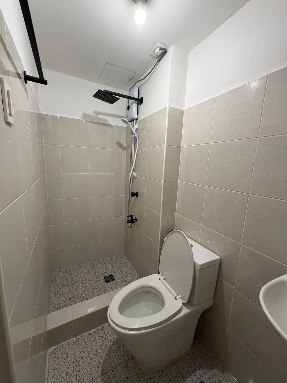 🏙 MAKATI 1BR FOR LEASE – FULLY FURNISHED | HIGH FLOOR | MOVE-IN READY - photo 5