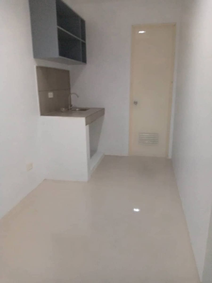 studio type for rent 8k own meter  1month deposit 2months advance  location Dona Josefa village - photo 3