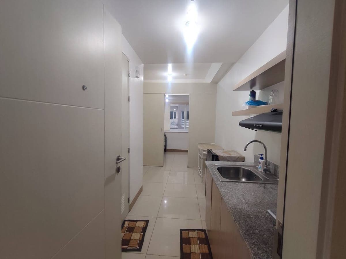 CONDO FOR LEASE: South Residences (1-Bedroom Unit) - photo 1