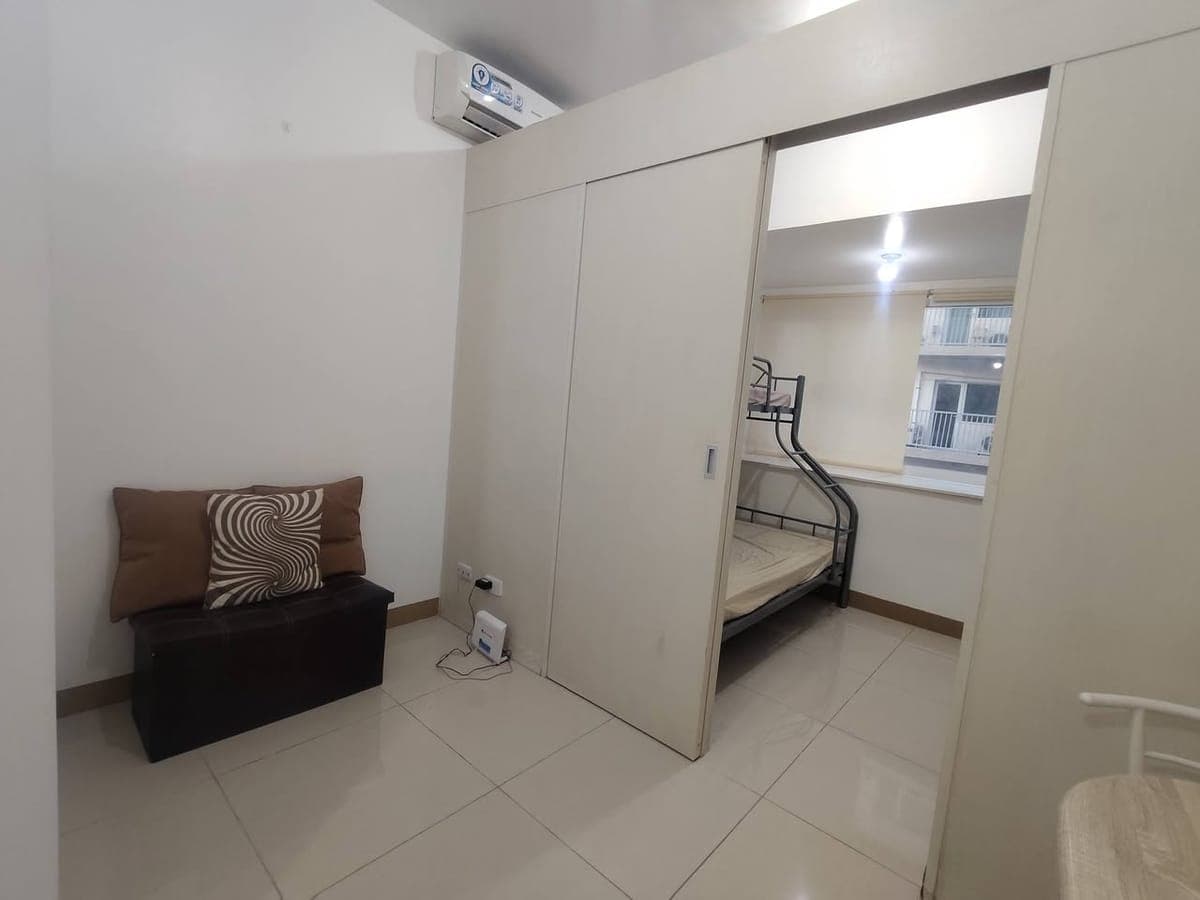 CONDO FOR LEASE: South Residences (1-Bedroom Unit) - photo 3