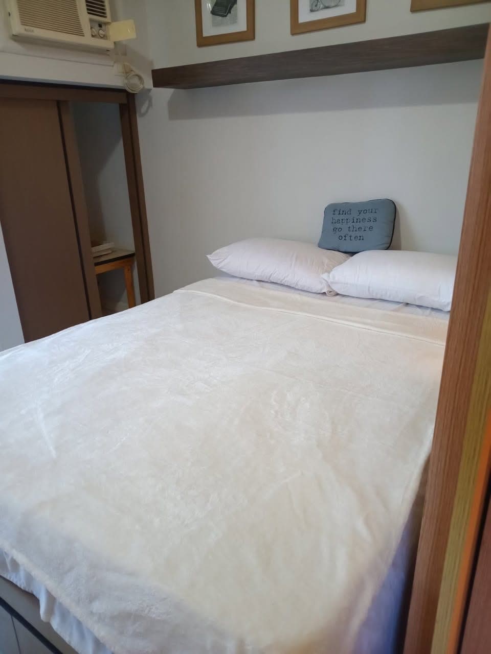 📌Studio Unit for Rent in Senta Makati - photo 4