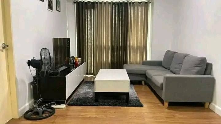 One bedroom with balcony Condo Unit in Grand Midori Makati Tower 1 - photo 4