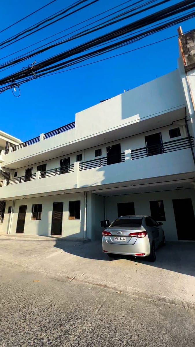 One Bedroom and Studio units For Rent - photo 1