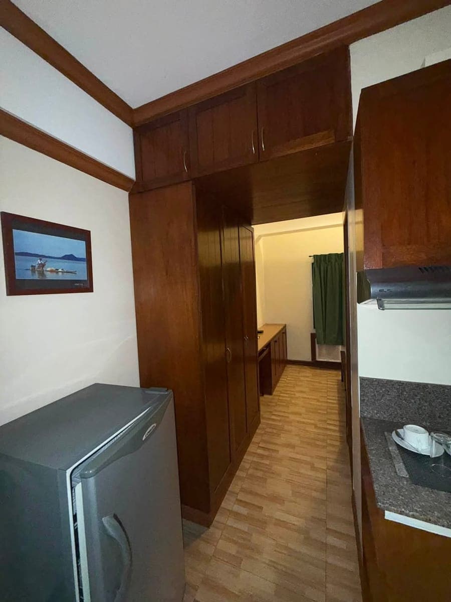 FOR RENT ‼️ 1 Bedroom & 2 Bedroom Condominium Units ‼️ - photo 4