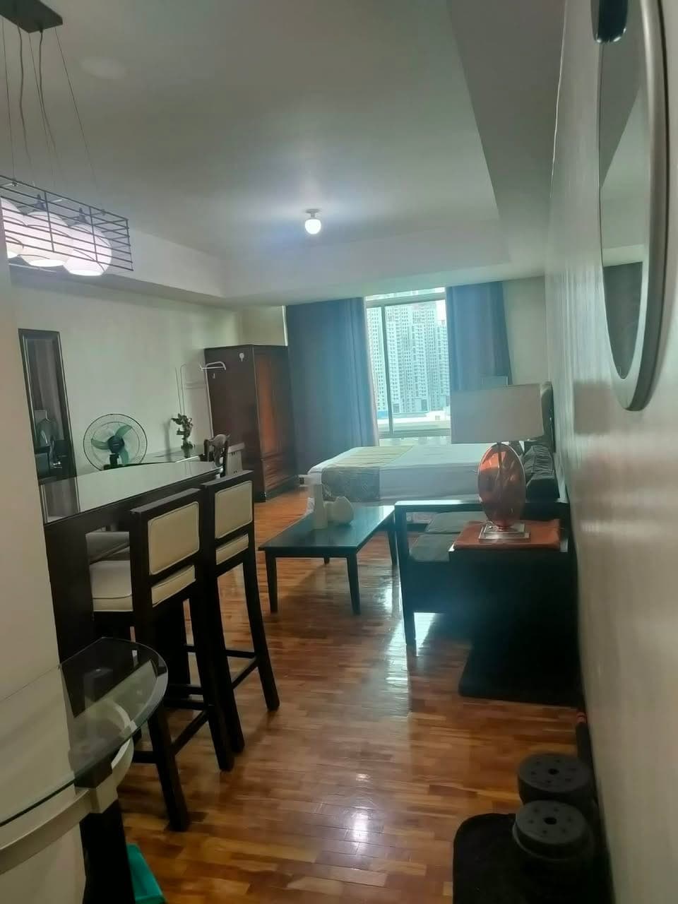 FOR RENT - Oriental Gardens Chino Roces Ave. Makati - photo 1