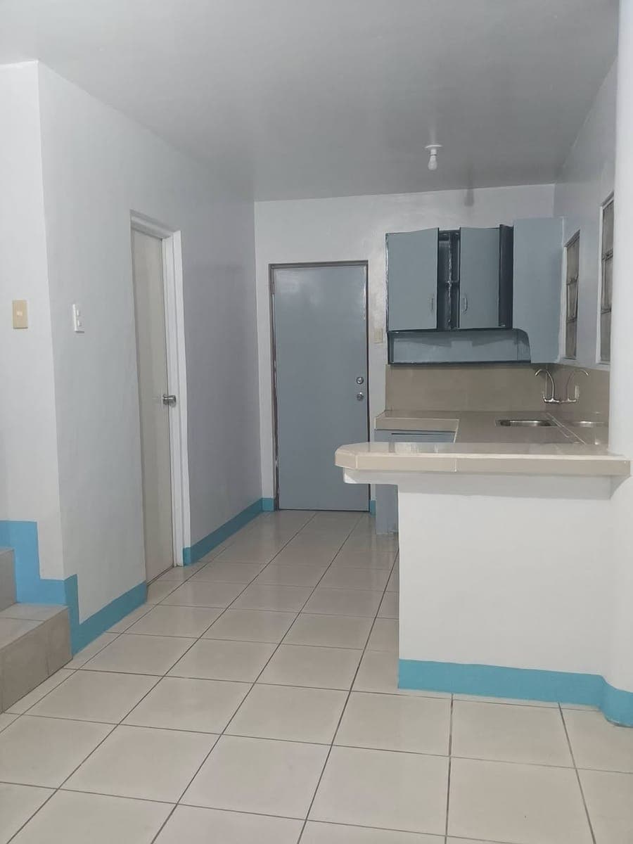 DUPLEX HOUSE FOR RENT !!! NEWLY RENOVATED! - photo 1