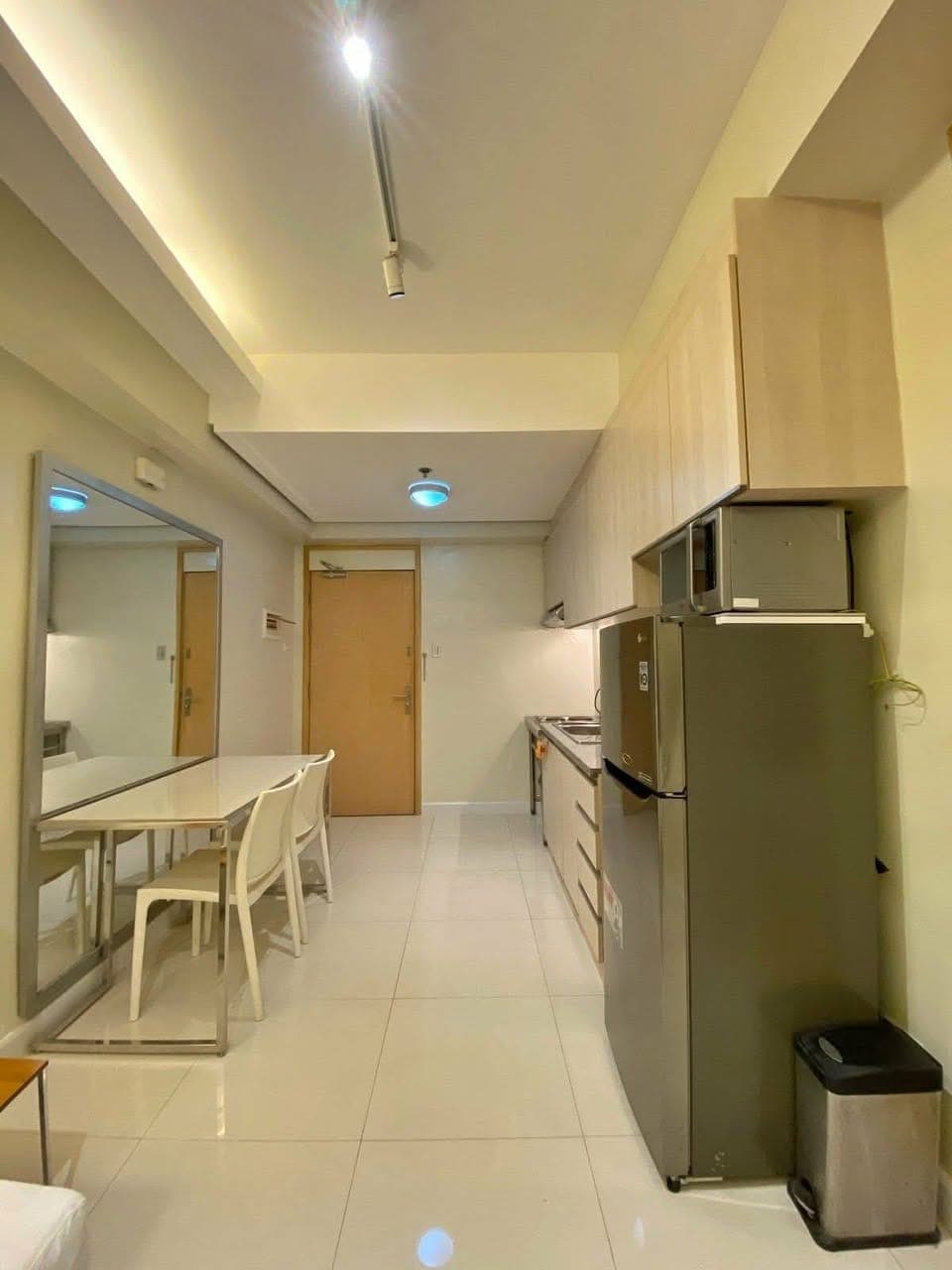 1BR Condo Unit - Signa Designer Residences - photo 2