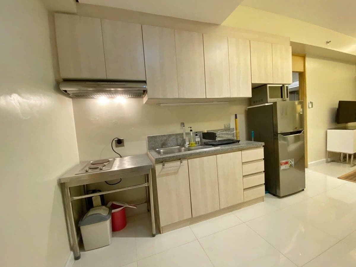 1BR Condo Unit - Signa Designer Residences - photo 3