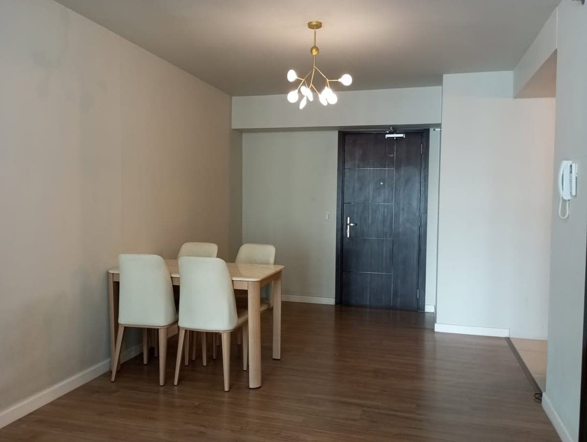 FOR LEASE: Kroma Tower - photo 5