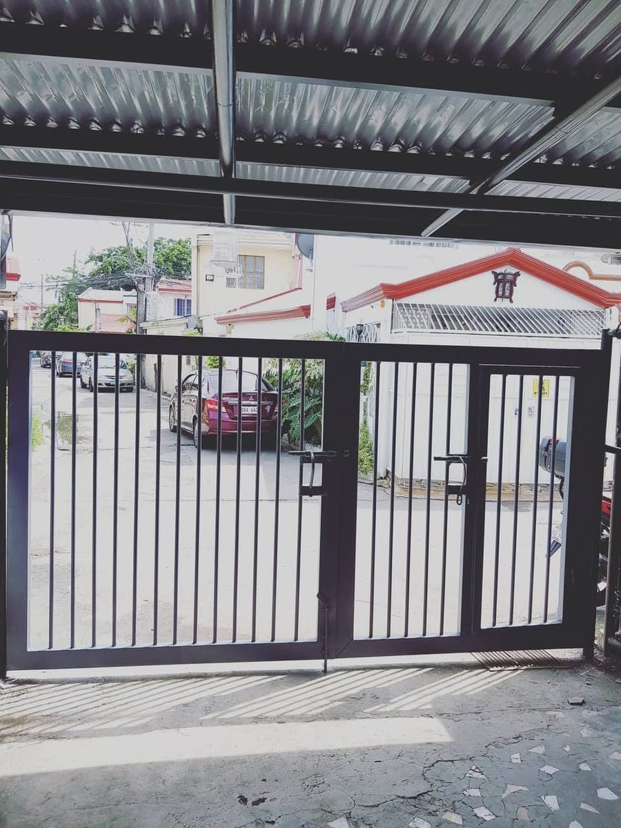 ‼️For Rent 𝟮𝗕𝗥 House 𝘄/ 𝗚𝗮𝗿𝗮𝗴e 𝗶𝗻𝘀𝗶𝗱𝗲 𝗕𝗙𝗥𝗩 Las Piñas - photo 1