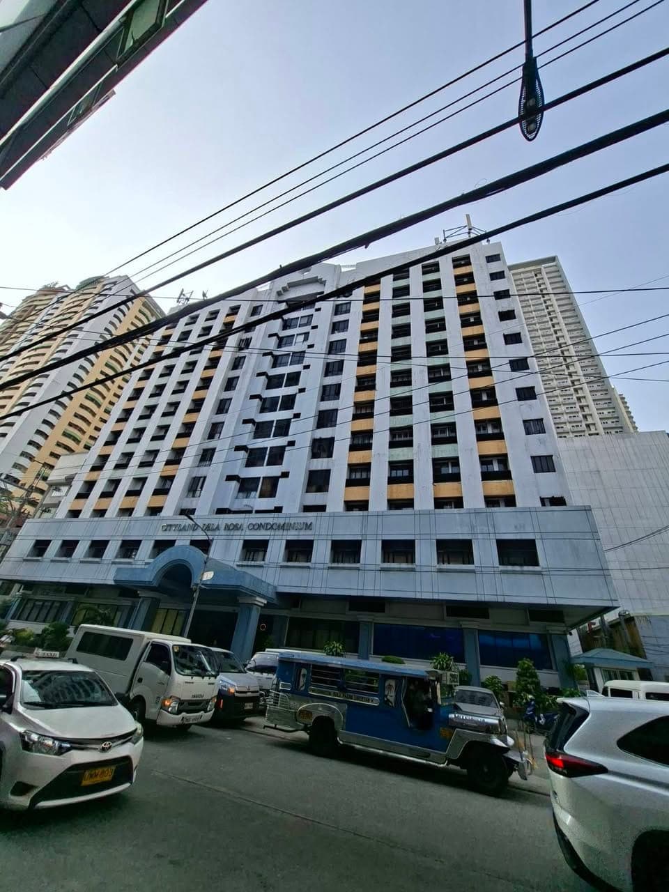 13k per month,  cityland delarosa makati - photo 2