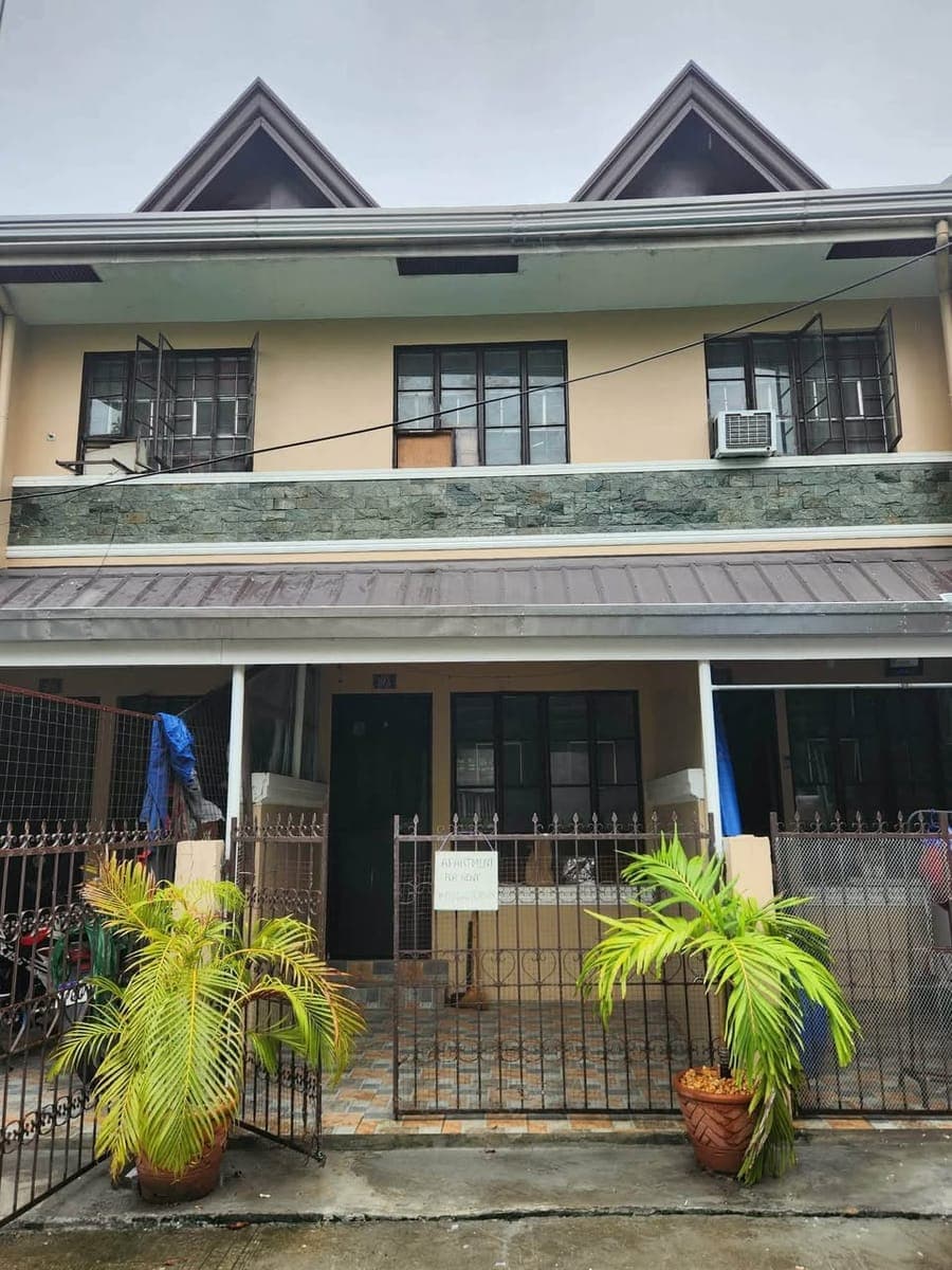 2 bedroom Townhouse for Rent - photo 1