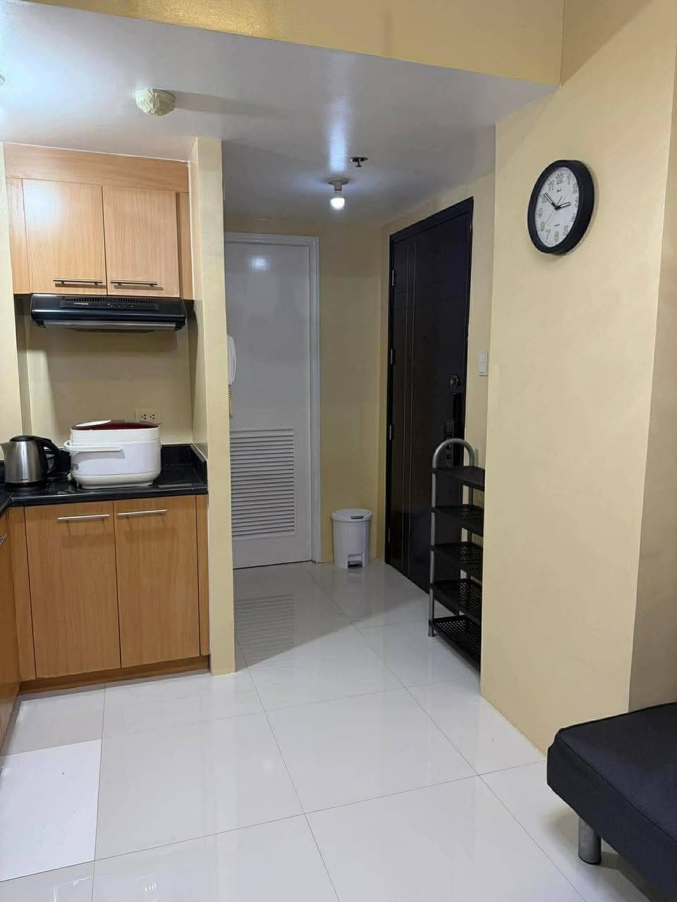 FOR LEASE - photo 1