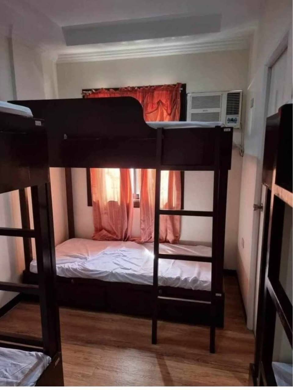Available bedspacers for female only - photo 4